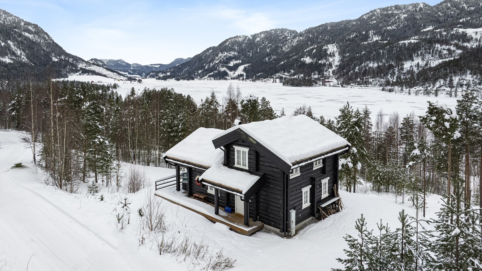 Tomten er eiet og på 1265 kvm Galleribilde