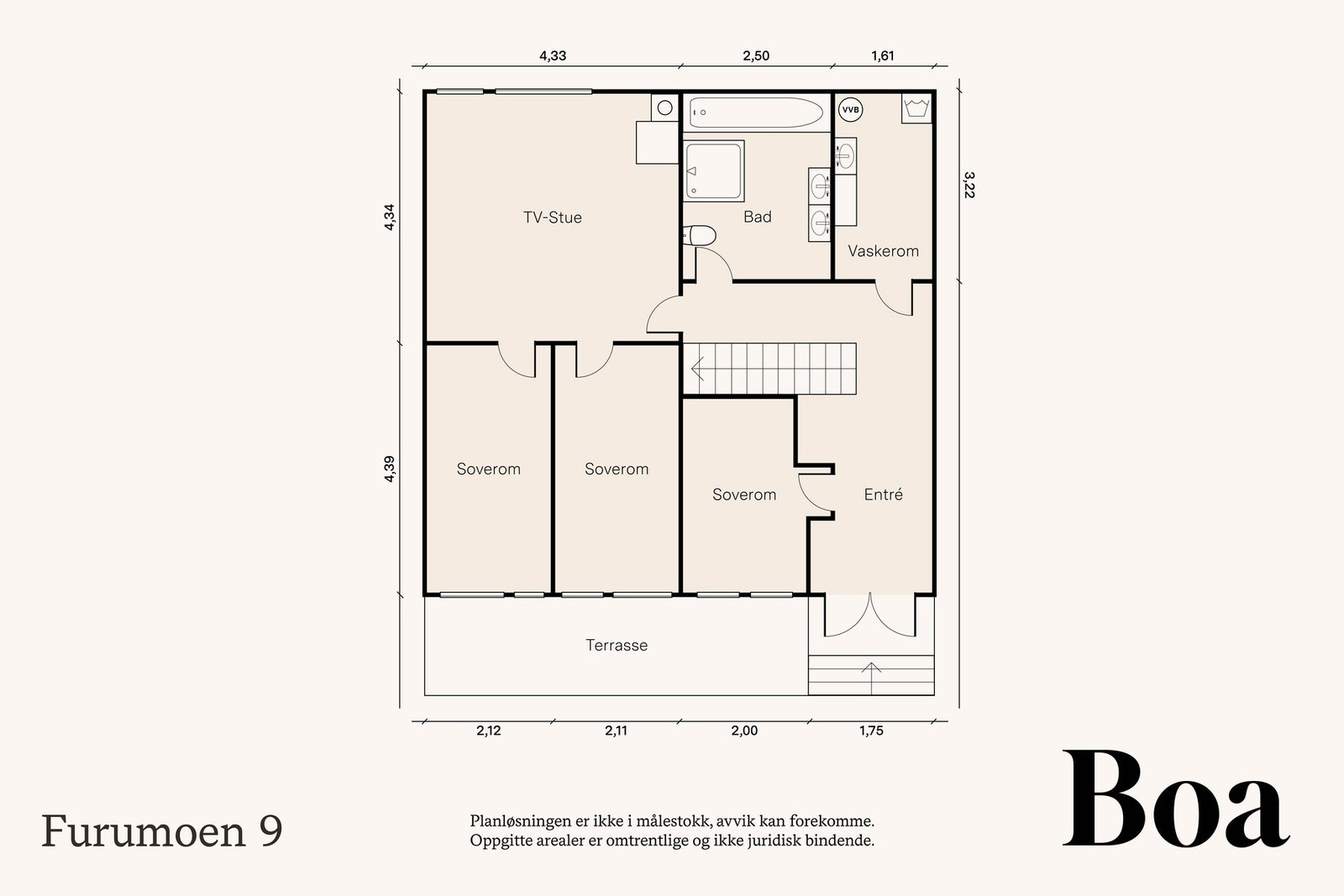 Underetasje: Vindfang, trappegang, bad, vaskerom, 3 soverom og TV-stue. Terrasseplatting på ca 12 m² ved inngangssiden. Galleribilde