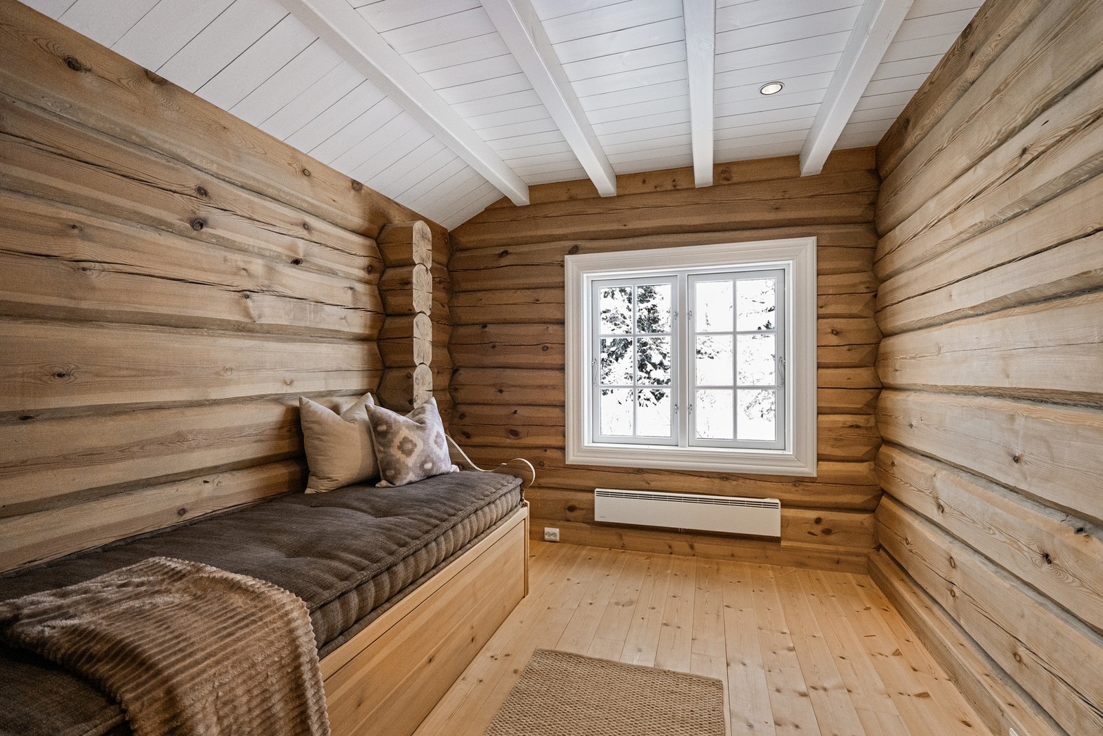 Hytta har i tillegg en tiltalende og anvendelig TV-stue, som kan fungere som et femte soverom ved behov. Galleribilde