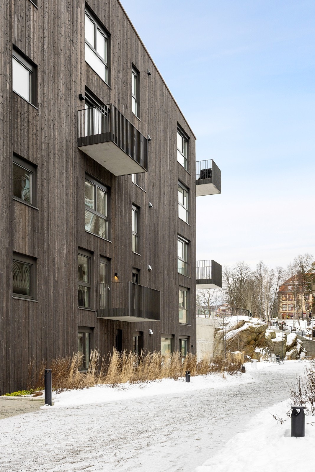 Med sin sentrale beliggenhet, tilbyr området et bredt utvalg av butikker, kulturtilbud og rekreasjonsmuligheter. Galleribilde