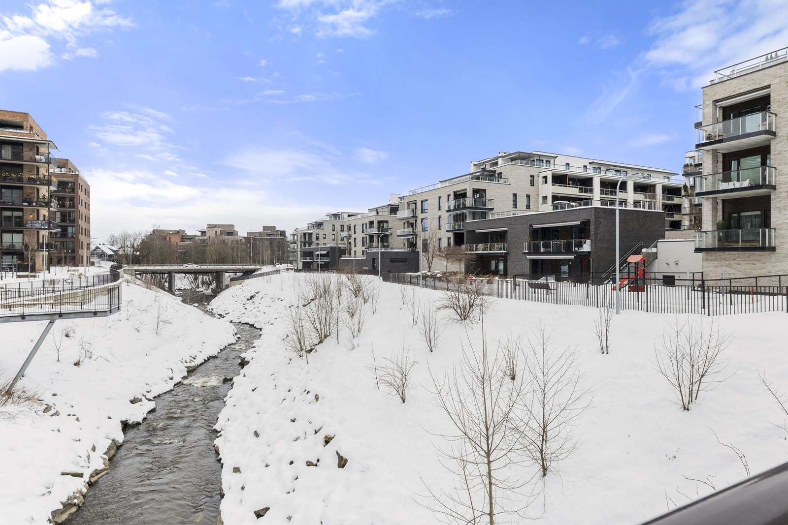 Langs elven går Sagstien, en flott turvei for rekreasjon og gåturer. Galleribilde