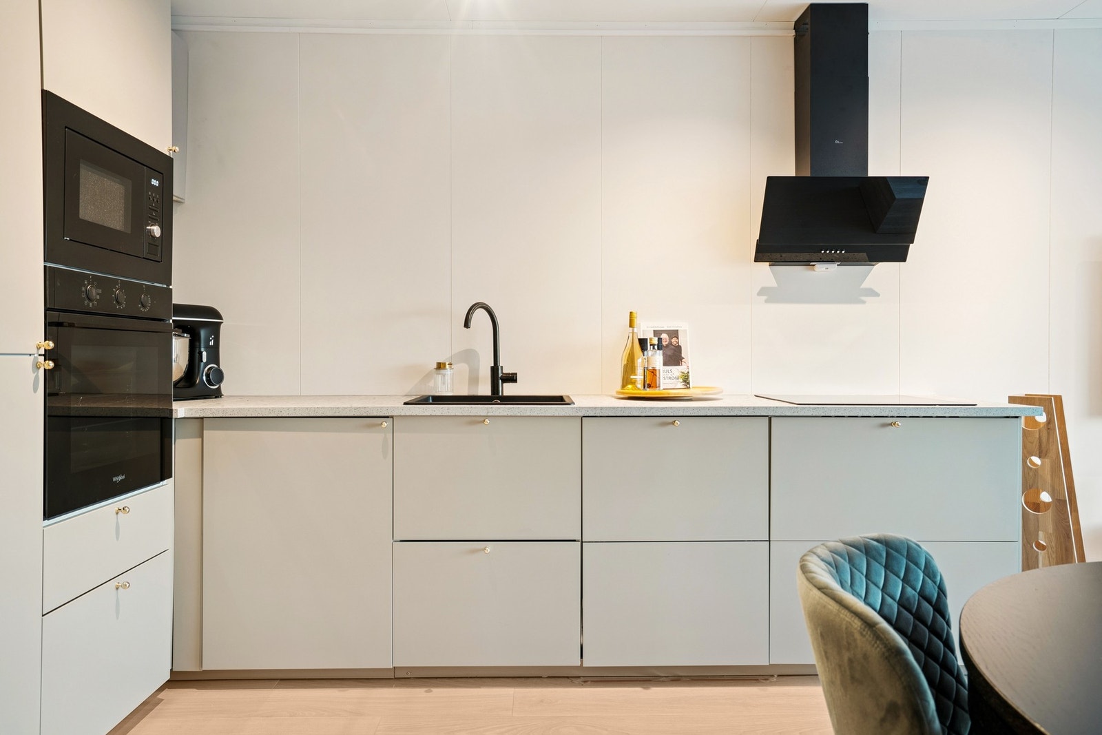 Moderne fargevalg som skaper en lun atmosfære! Galleribilde