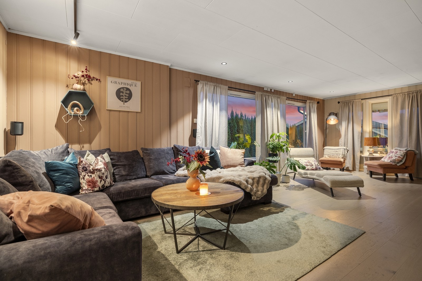 Lun atmosfære og god møbleringsfrihet Galleribilde