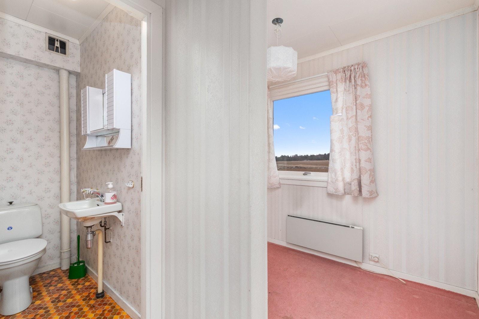 Toalett og spiserom i andre etasje. Tidligere benyttet av de som arbeidet i forretningen. Galleribilde