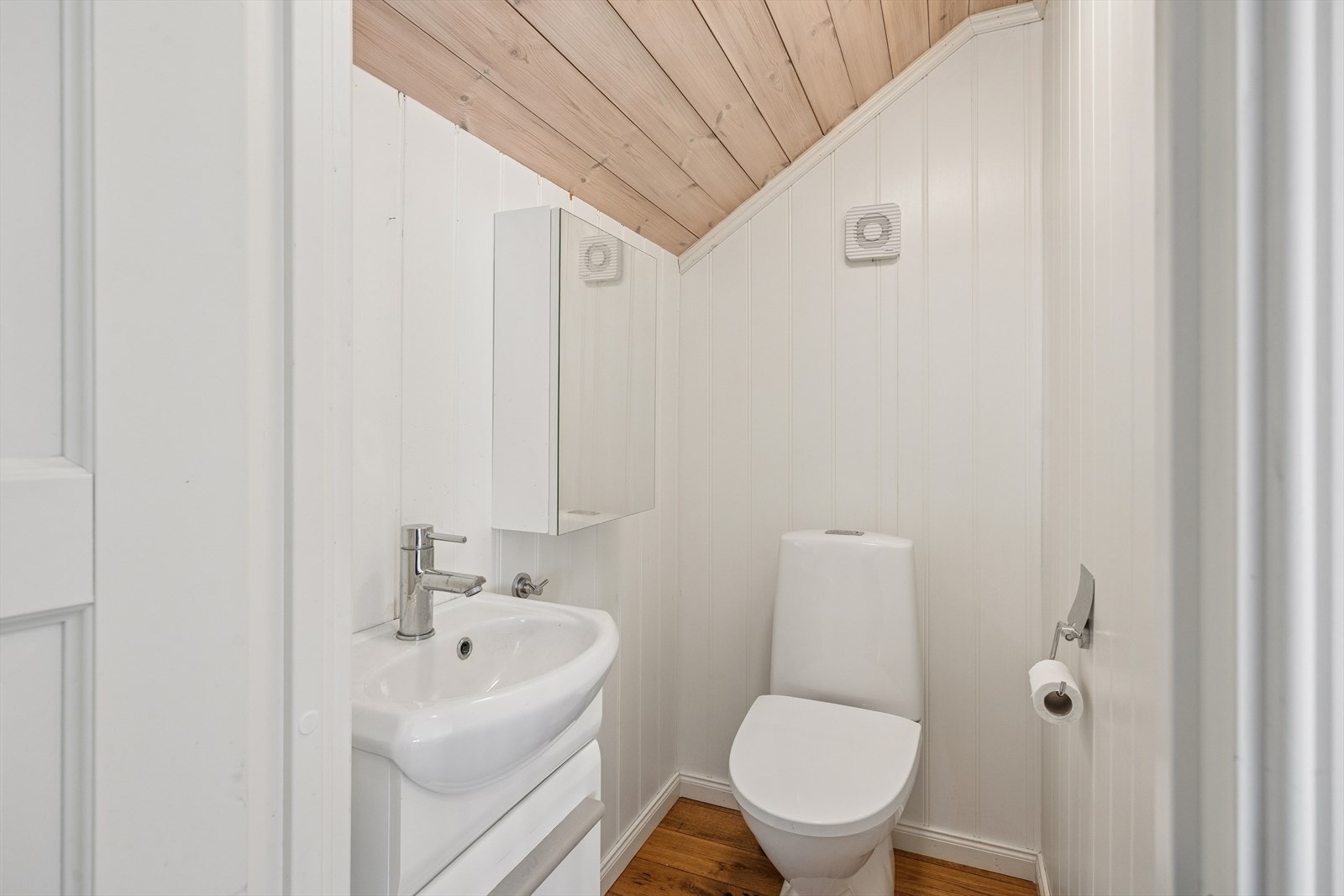 Toalett rom i 2. etg. Galleribilde