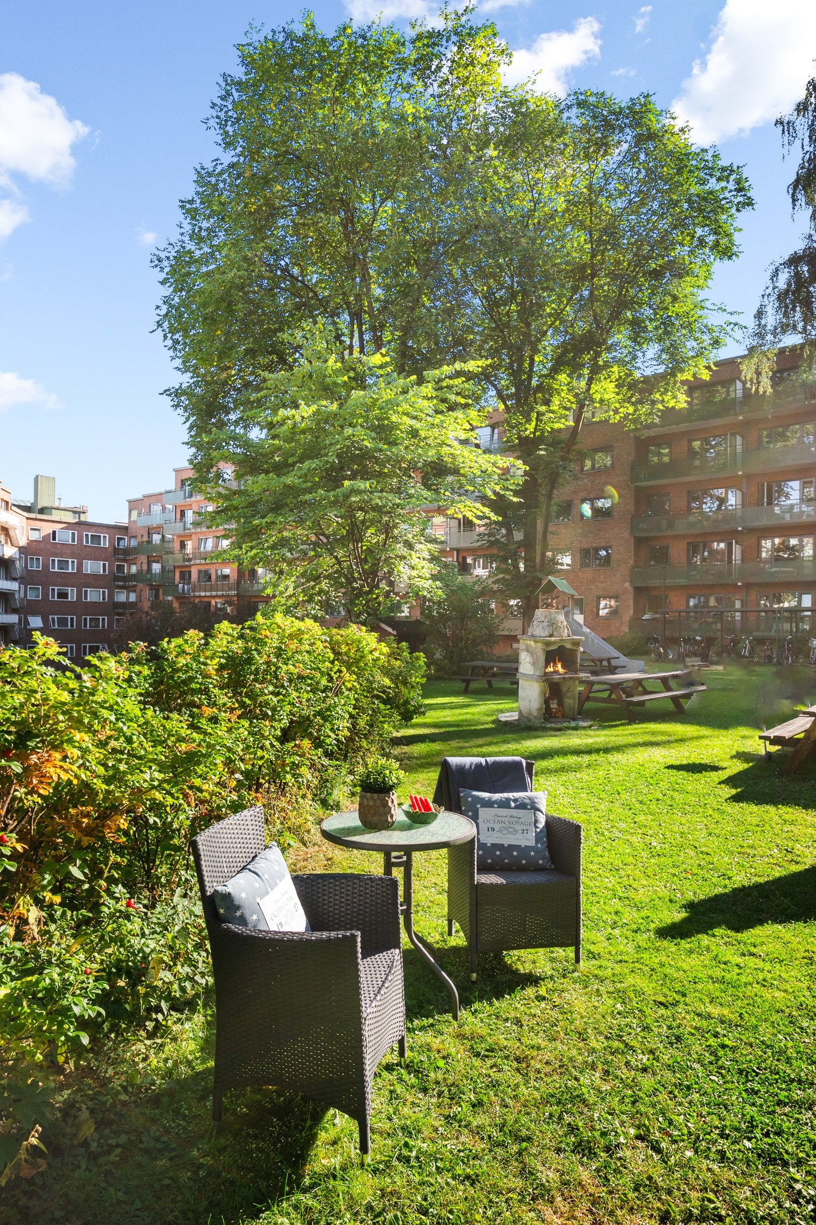 Frodig og tilbaketrukket bakhage! Galleribilde