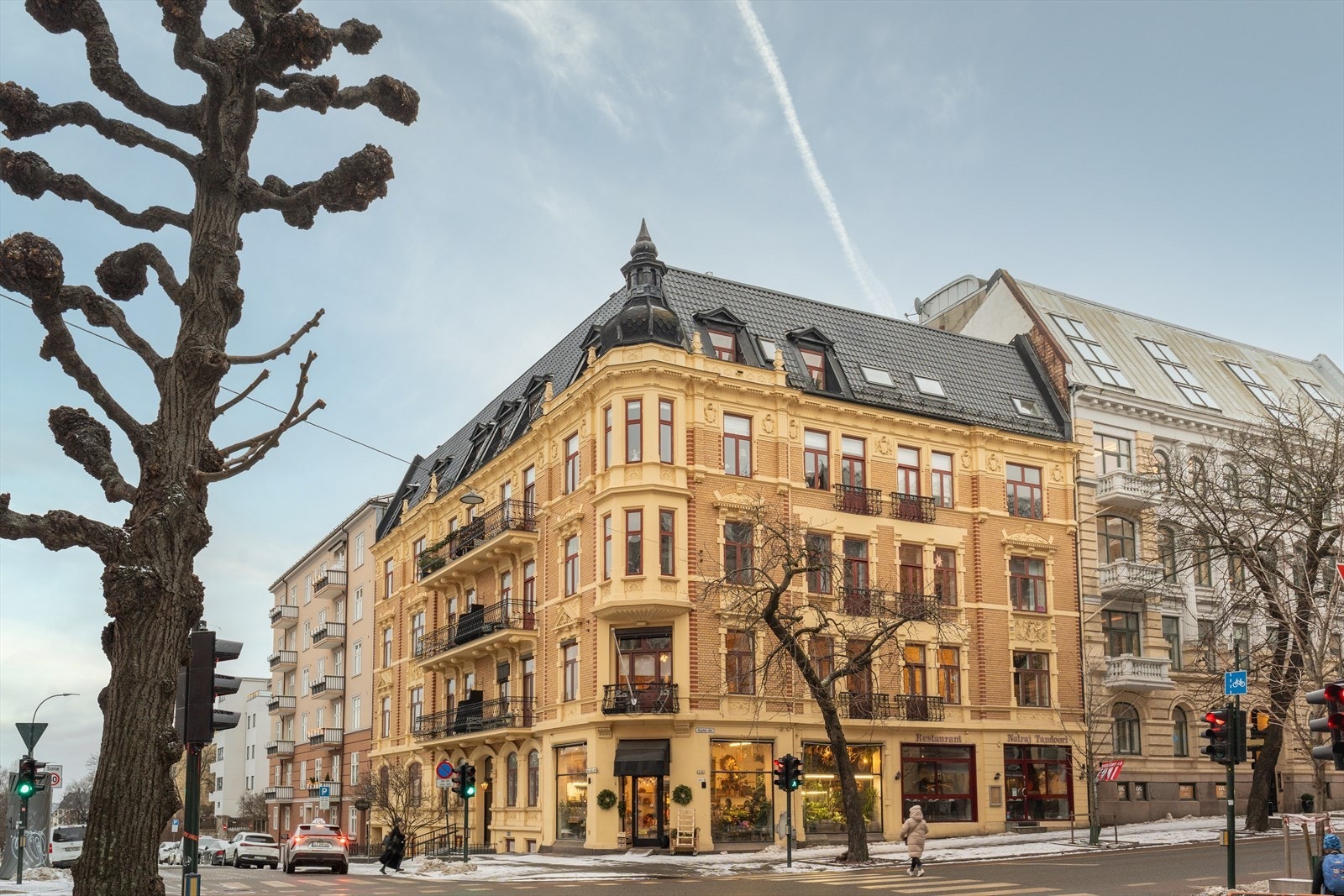 Velholdt og vakker bygård med en flott beliggenhet på Frogner med "alt" i umiddelbar nærhet Galleribilde