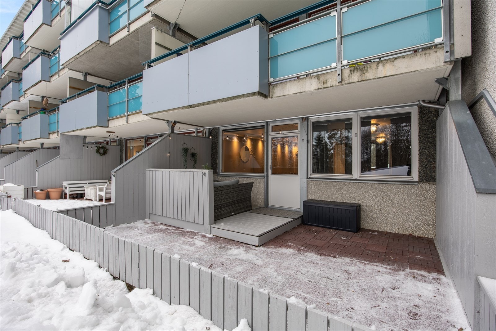 Skjermet markterrasse med inngjerdet del. Galleribilde