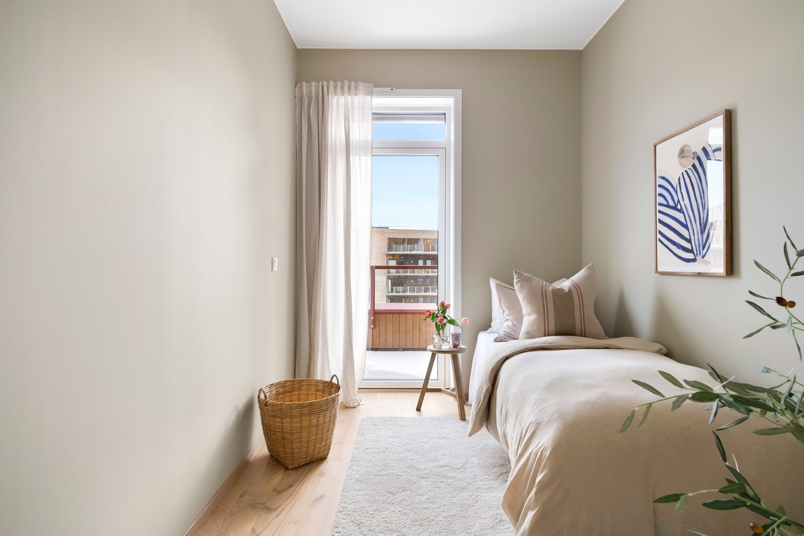 Det siste soverommet kan man også bruke som kontor, ekstra garderobe eller treningsrom. Galleribilde