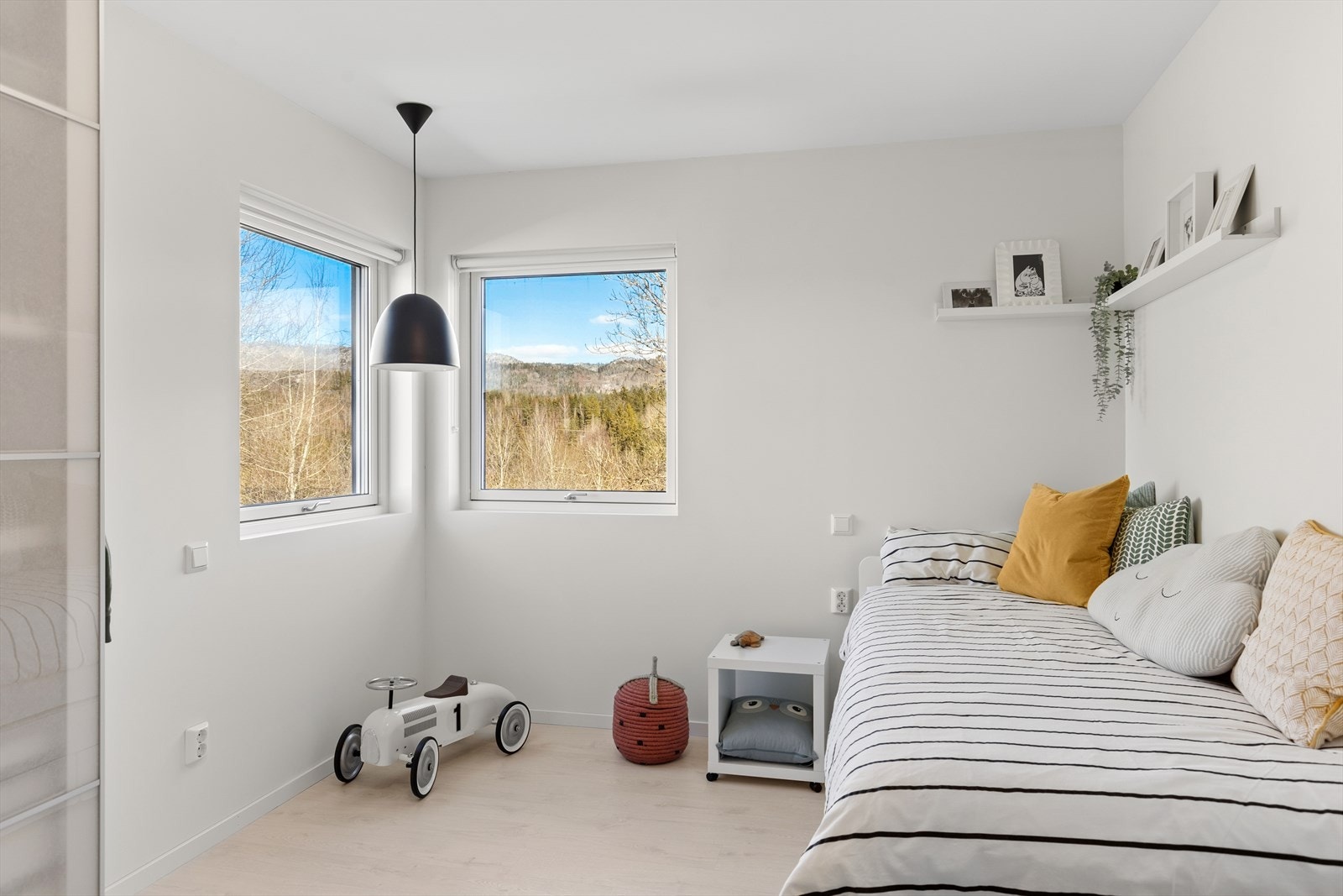 Soverom III i andre etasje Galleribilde