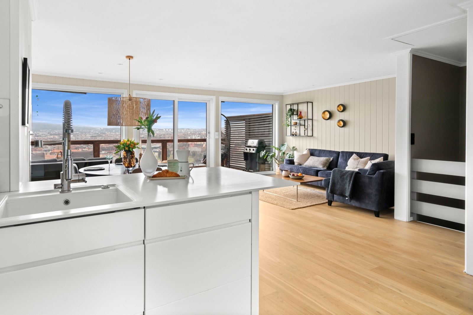 Utsynet kan også nytes mens maten tilbredes. Galleribilde