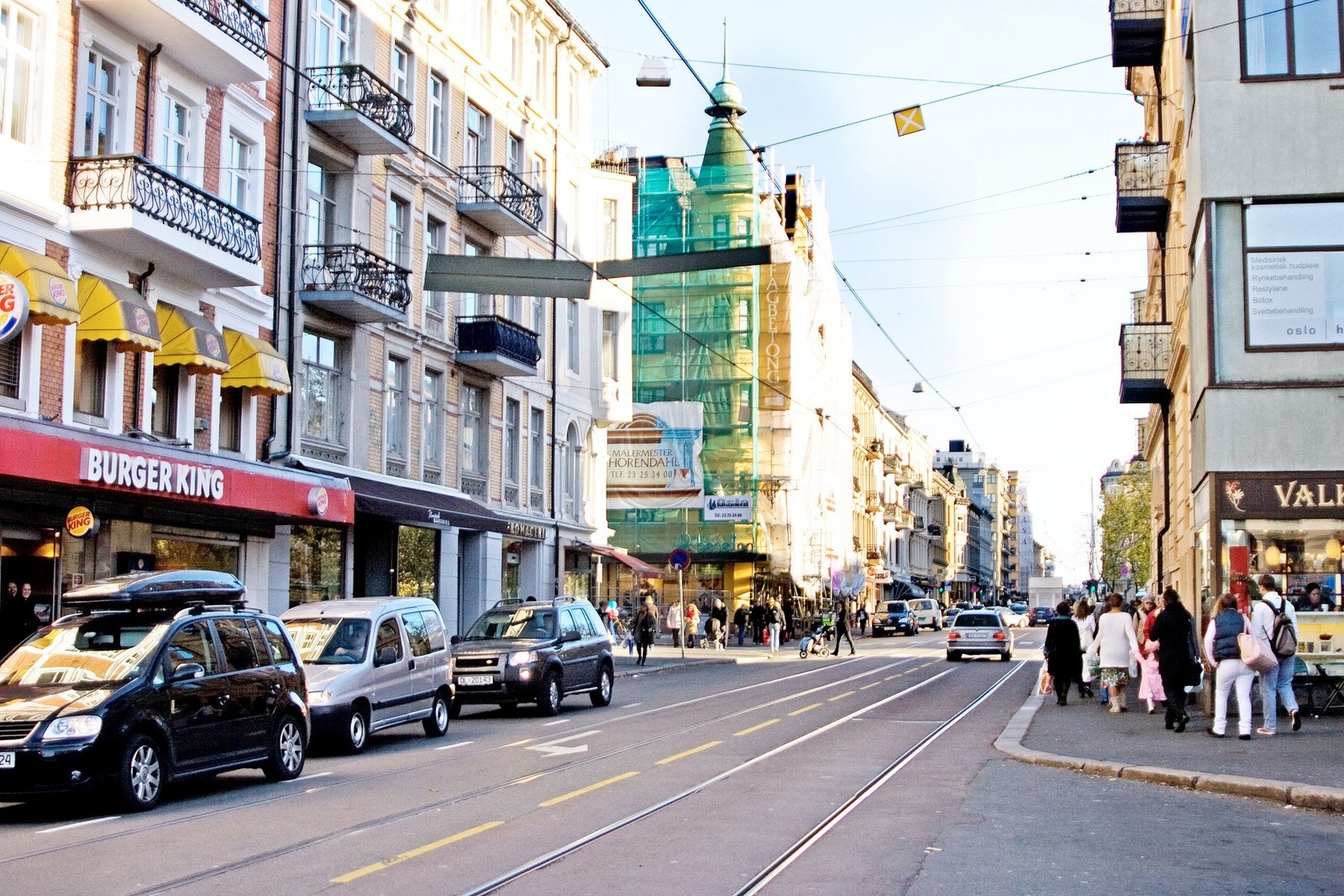 Bogstadveien er en av hovedstadens mest populære og moderne handlegater - Her finner du et rikt og variert utvalg av butikker, kaféer, restauranter og utesteder. Galleribilde