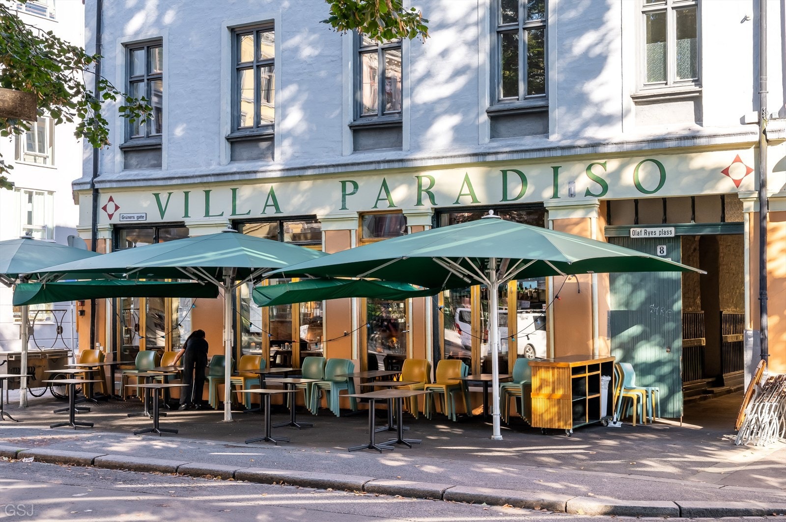 Villa paradiso anbefales, her finner du flere gode retter. Galleribilde