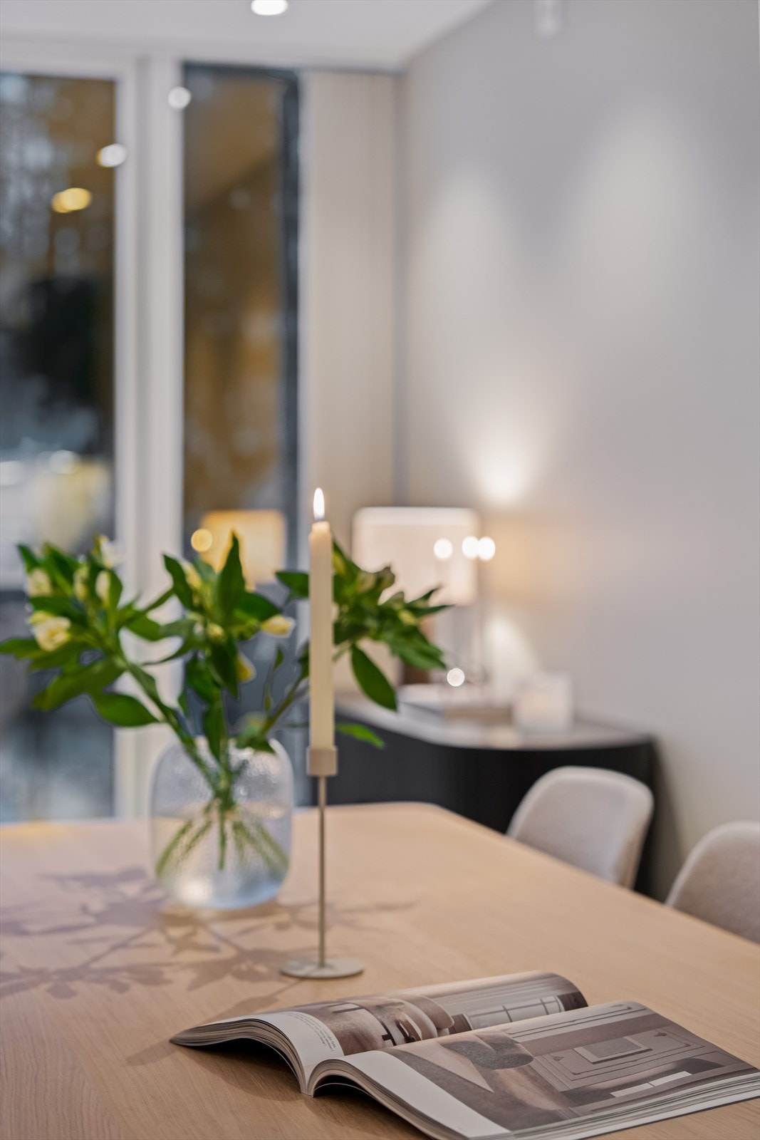 Detalj - Spisestue. Galleribilde