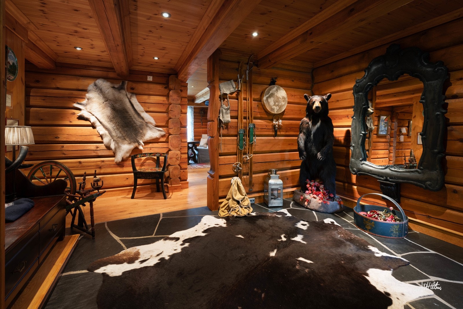 Romslig éntre Galleribilde