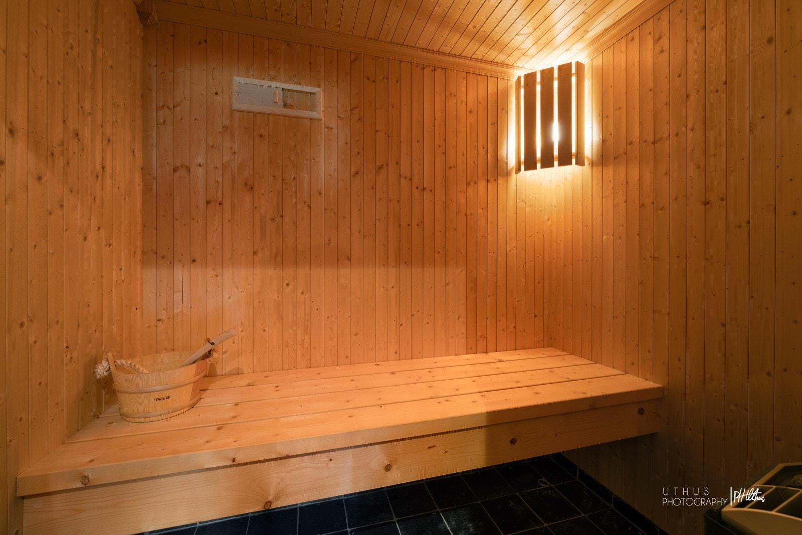 Badstue inntil bad Galleribilde