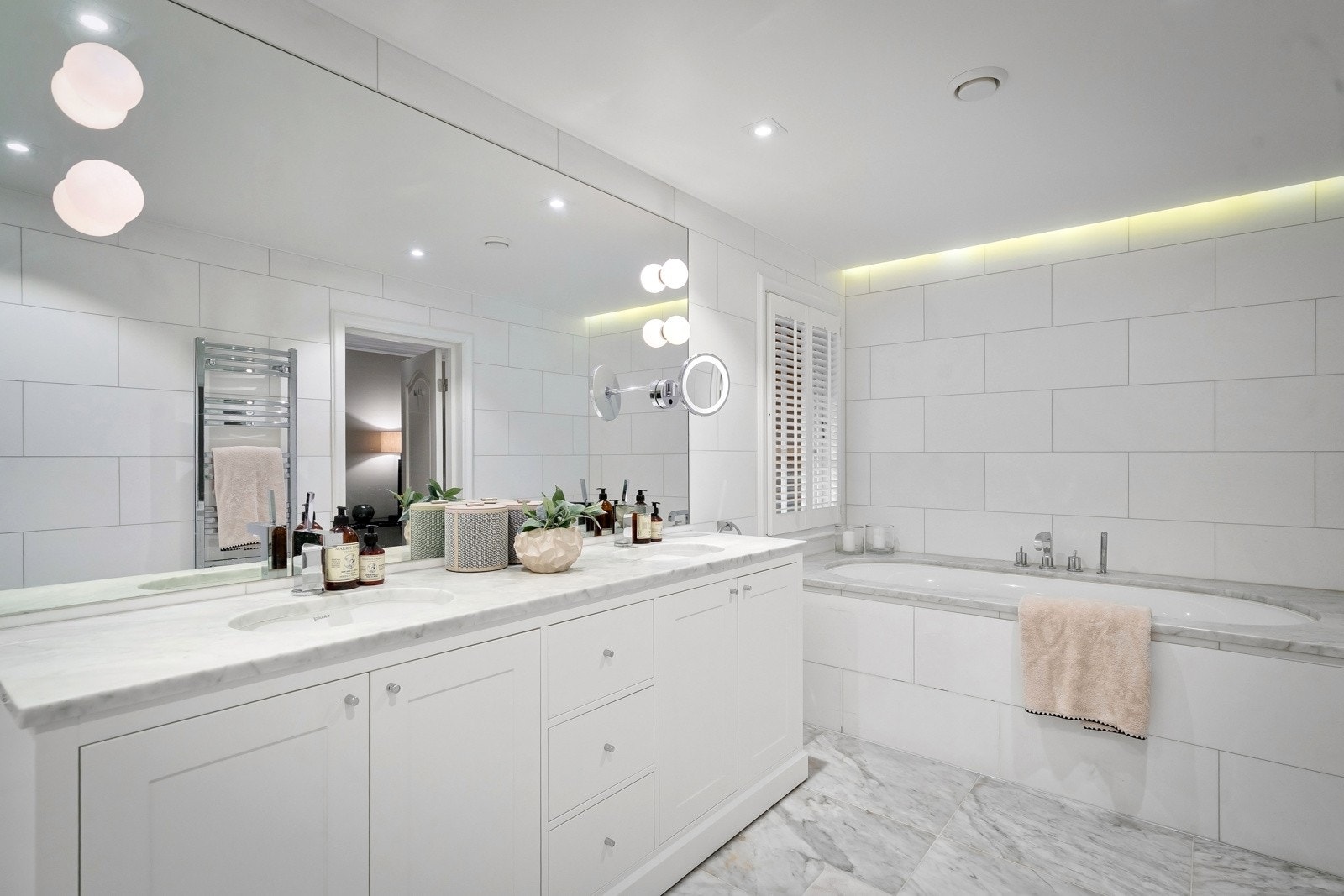 Baderom 1 Galleribilde