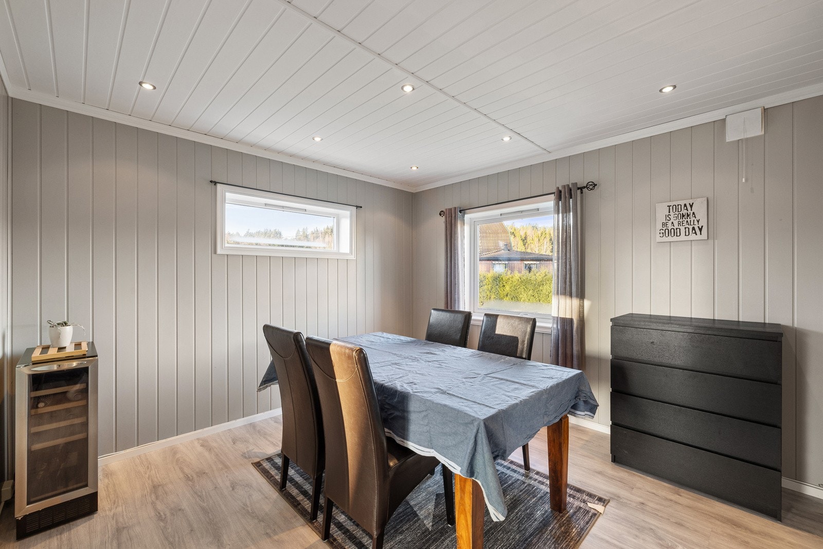 Spisestue. Galleribilde