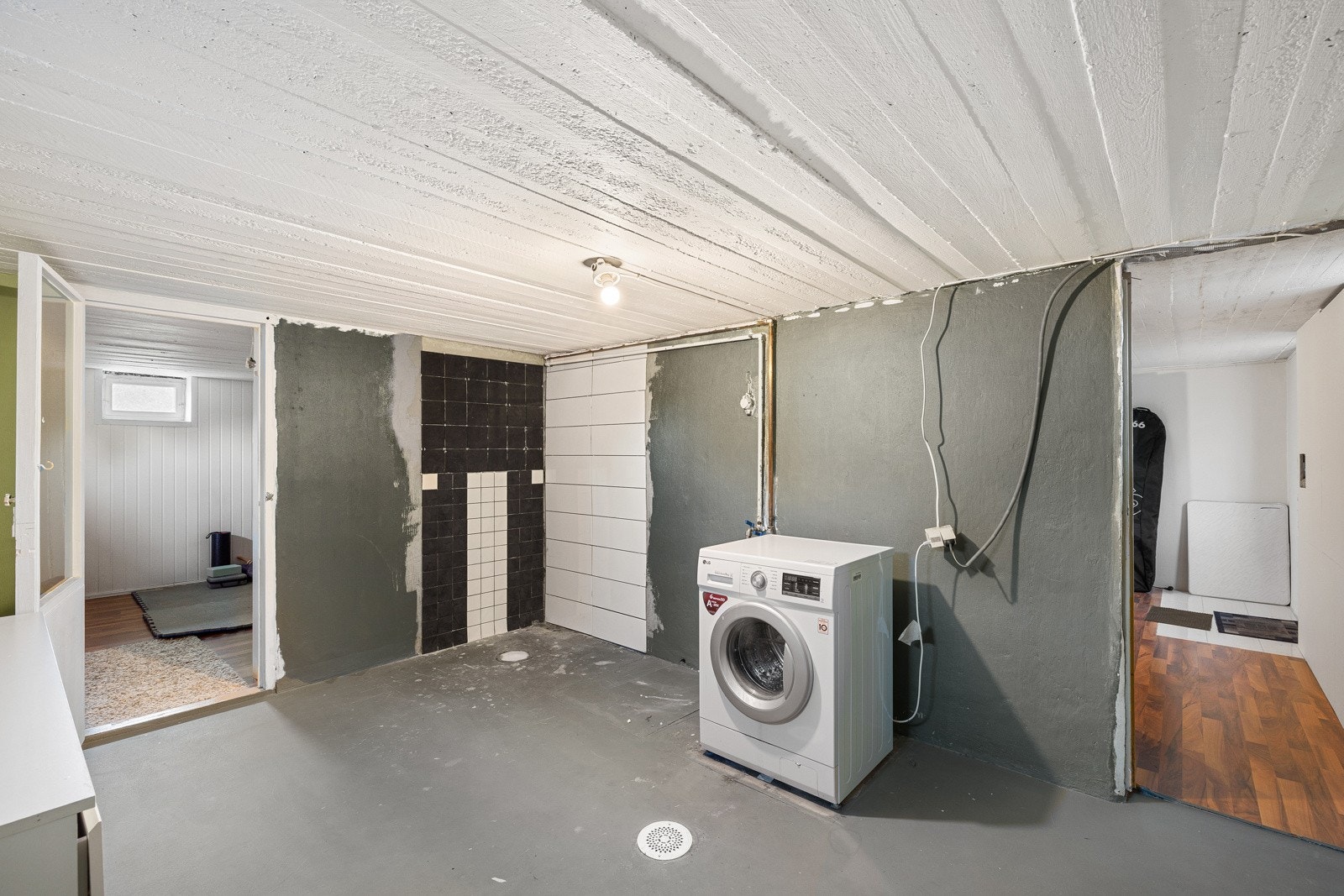 Vaskerom. Galleribilde