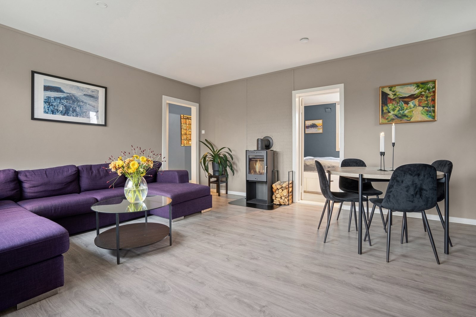 Julie Kleppe v/DNB Eiendom har gleden av å presentere Stjerneblokkveien 7! Galleribilde