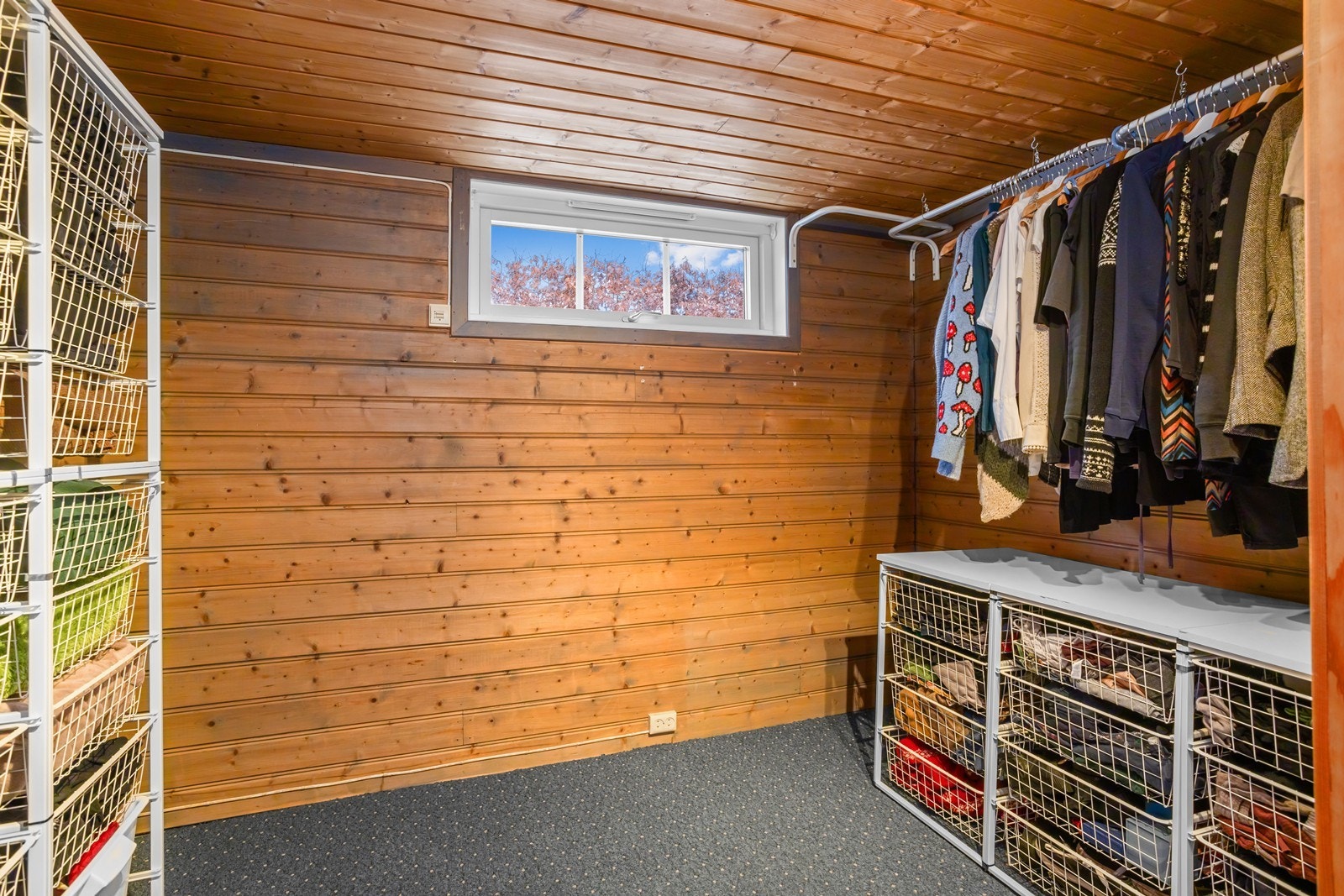 Bod i kjeller Galleribilde