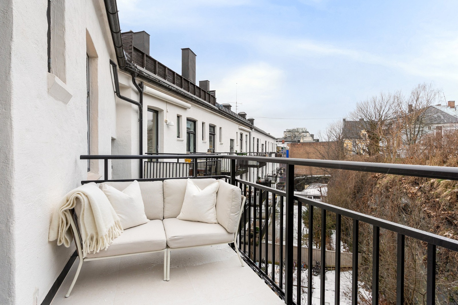 Eksklusiv og påkostet 4-roms leilighet med vestvendt balkong og svært attraktiv beliggenhet på Frogner. Galleribilde