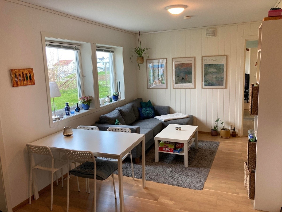 Stue og spiseplass Galleribilde