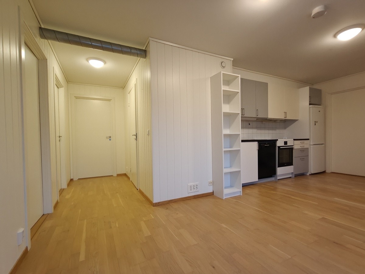 Fra stua mot bad Galleribilde