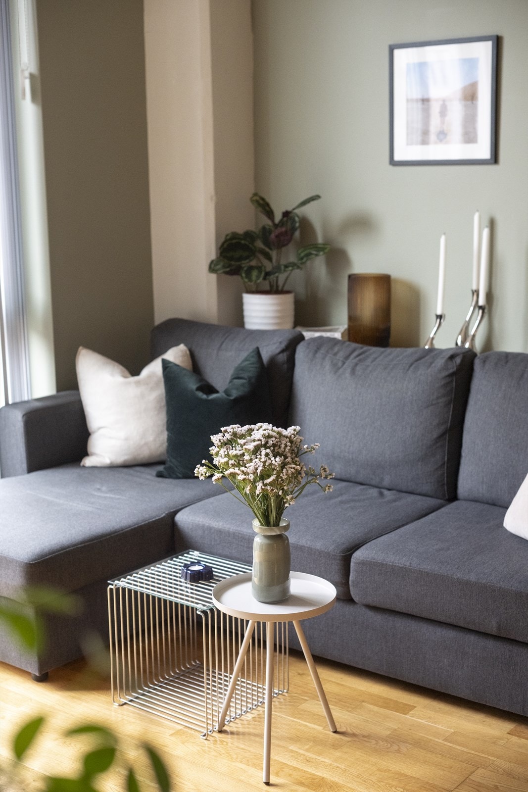 Plejd innstallert på soverom, kjøkken og stue 2023. Galleribilde