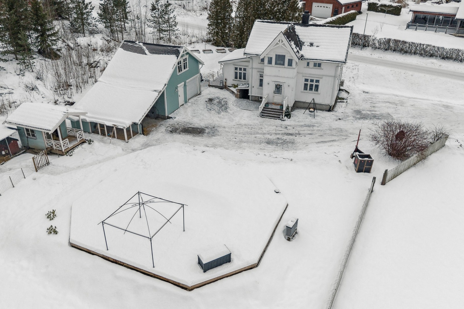 Dronefoto av tomten Galleribilde