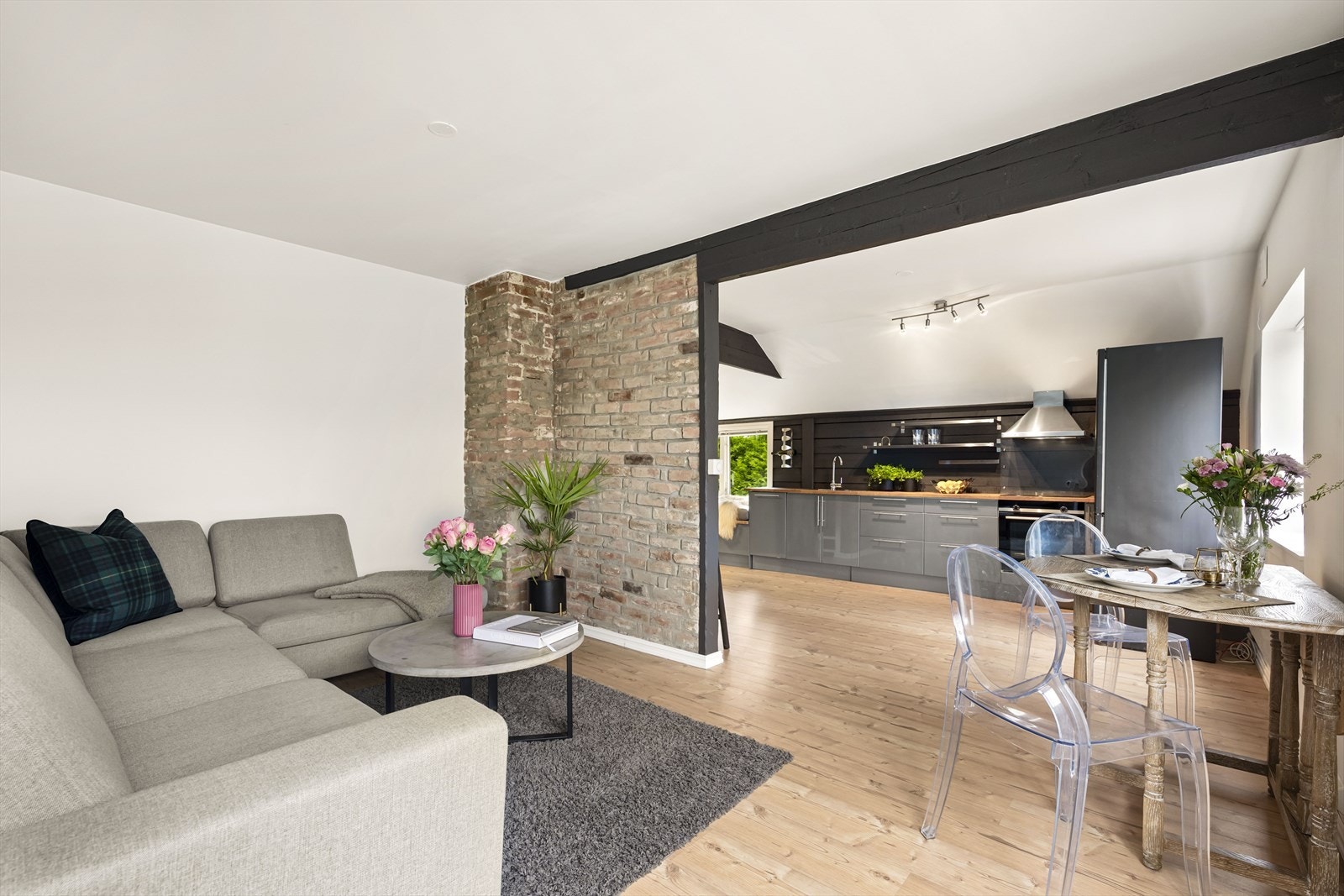 Velkommen til Thornegata 59 - Presentert av Eiendomsmegler1 v/ Anna Marie Weel. Galleribilde