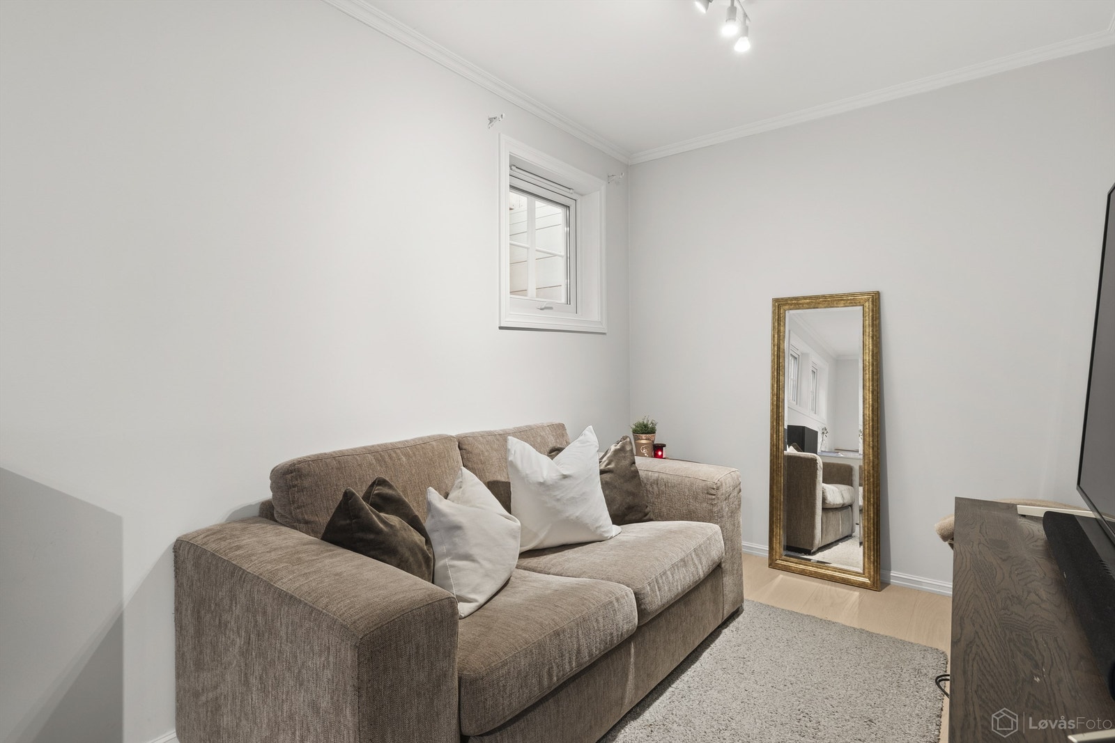 Kjellerstue Galleribilde