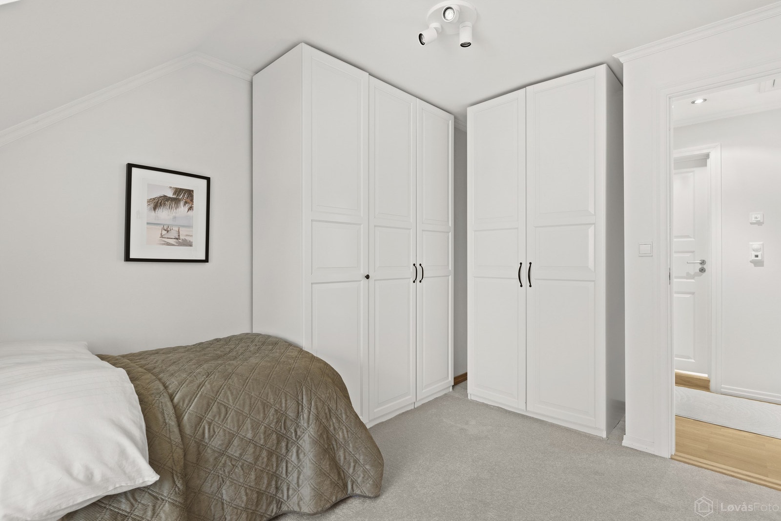 Soverom 3 med garderobeskap Galleribilde