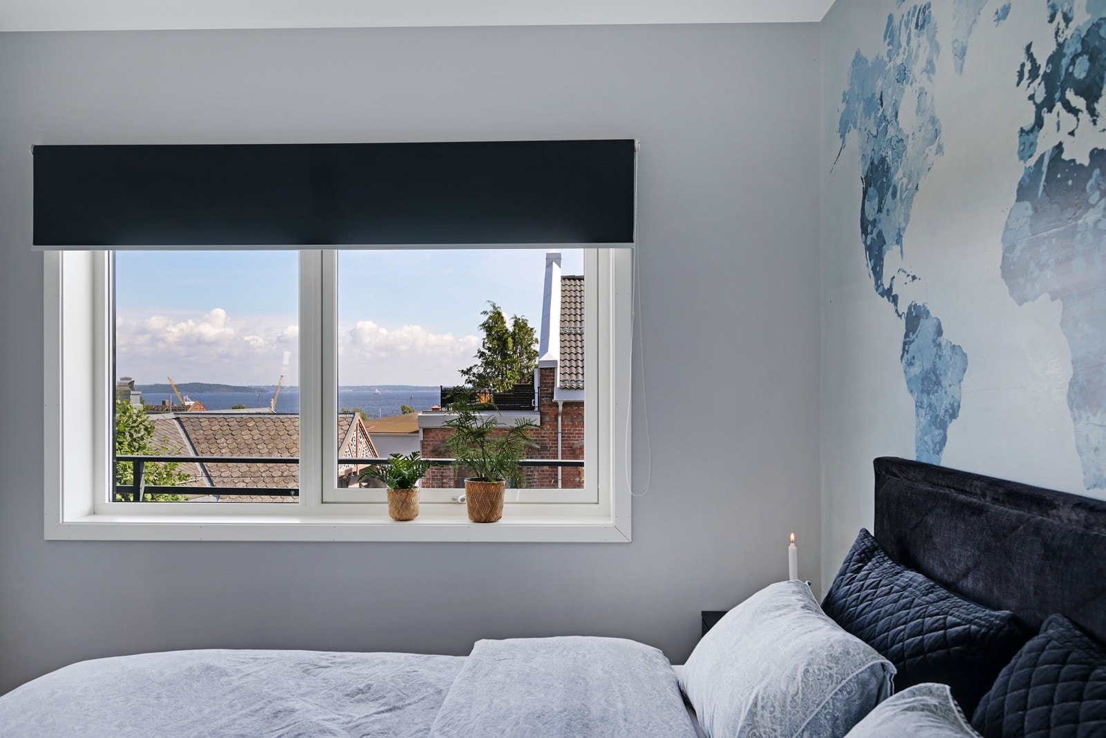 Soverom nr. 1 - her er det som vi ser fjordutsikt. Galleribilde