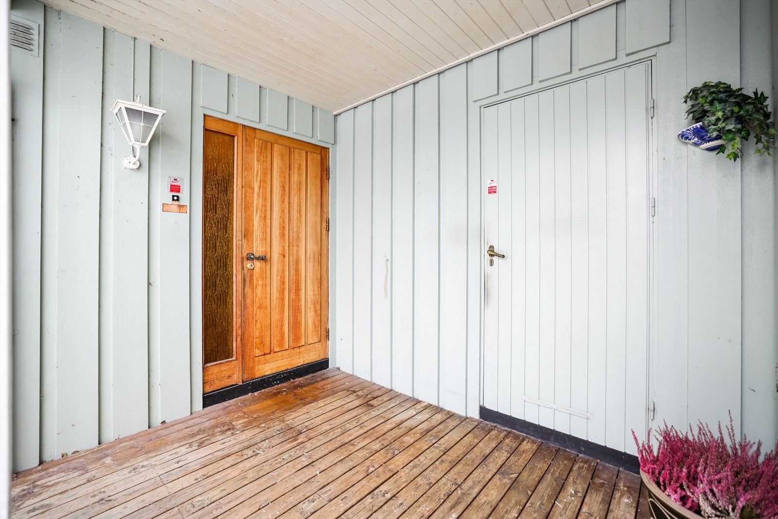 Overbygget inngangsparti Galleribilde