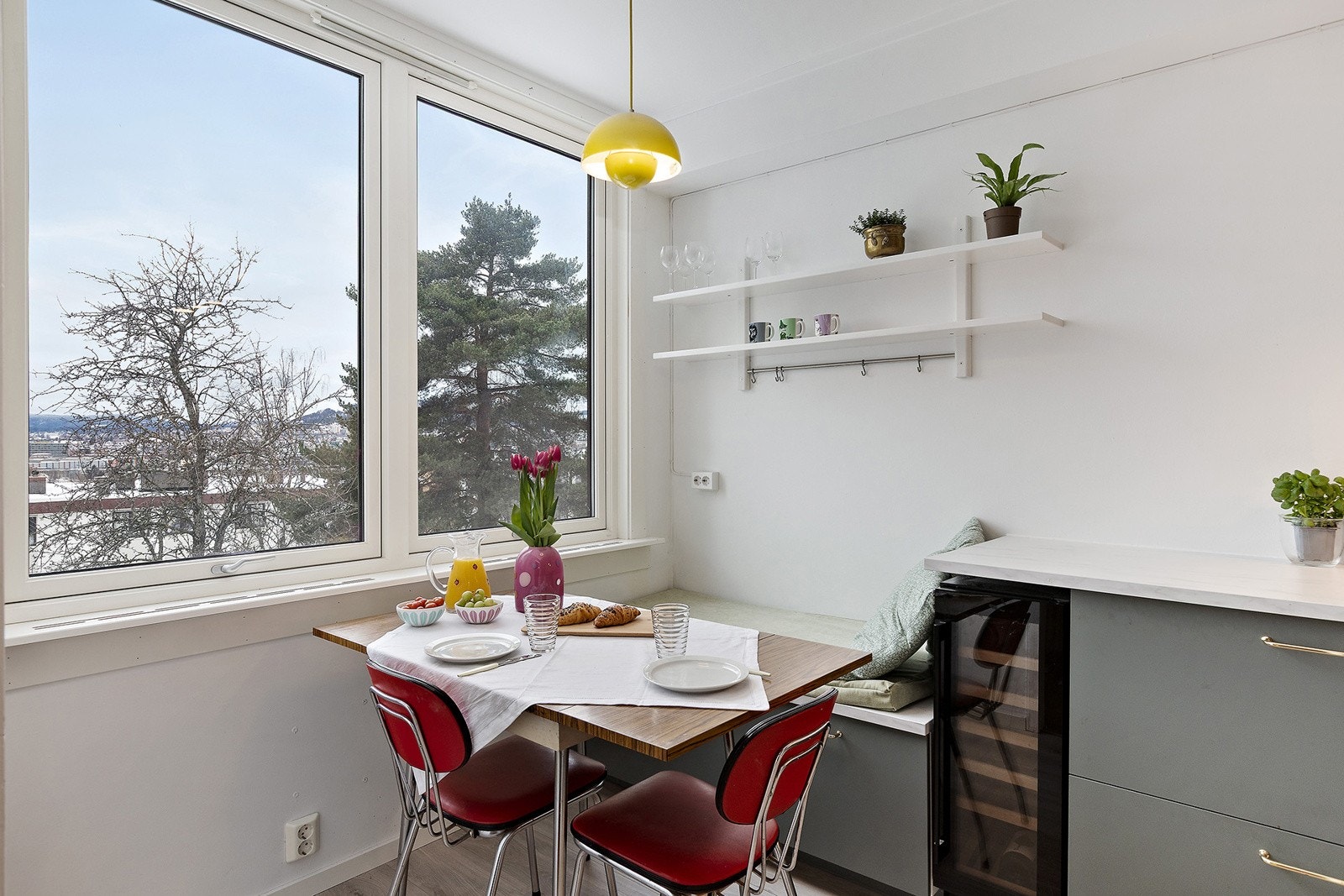 God plass til spisebord Galleribilde