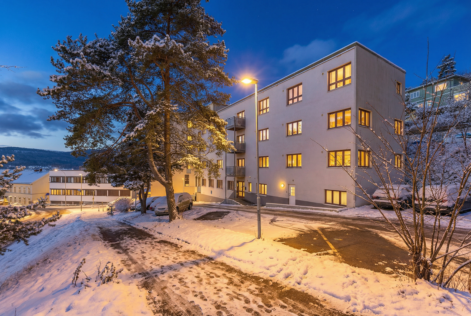 Christoffer Mazarino v/Eiendomsmegler 1 har gleden av å presentere Konggata 53B! Galleribilde