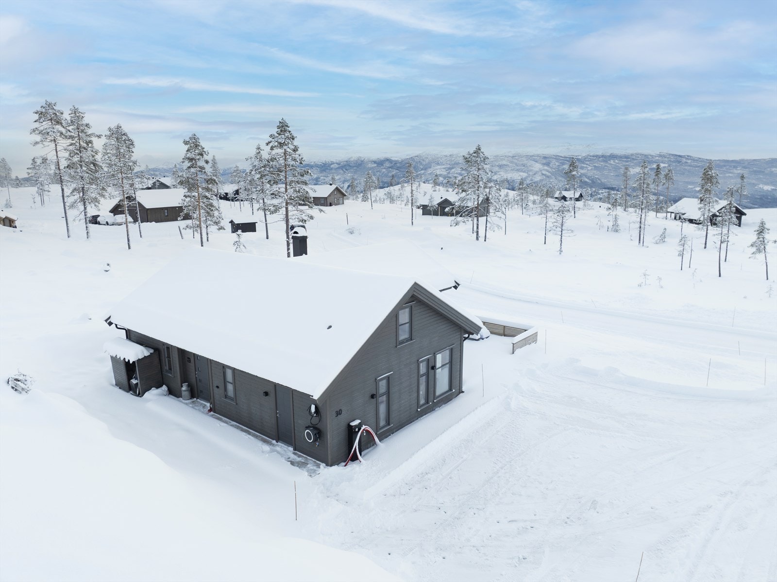 Klargjort for strøm for en eventuell garasje Galleribilde