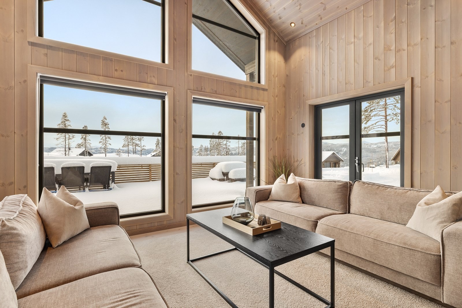 Rålekker hytte selges inkl møbler Galleribilde