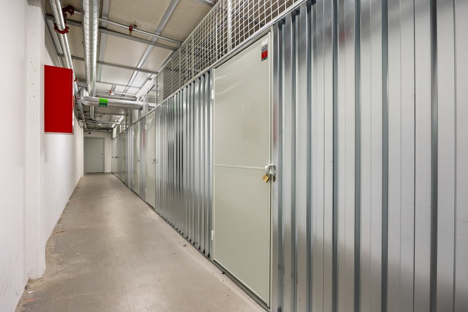 Leiligheten disponerer en bod på 7 m² i kjelleren for ekstra lagringsplass. Galleribilde