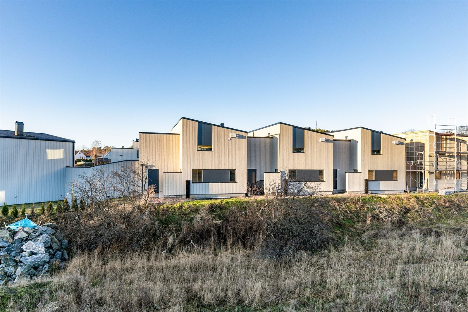 Boden innenfor carporten er også lett tilgjengelig fra baksiden. Galleribilde