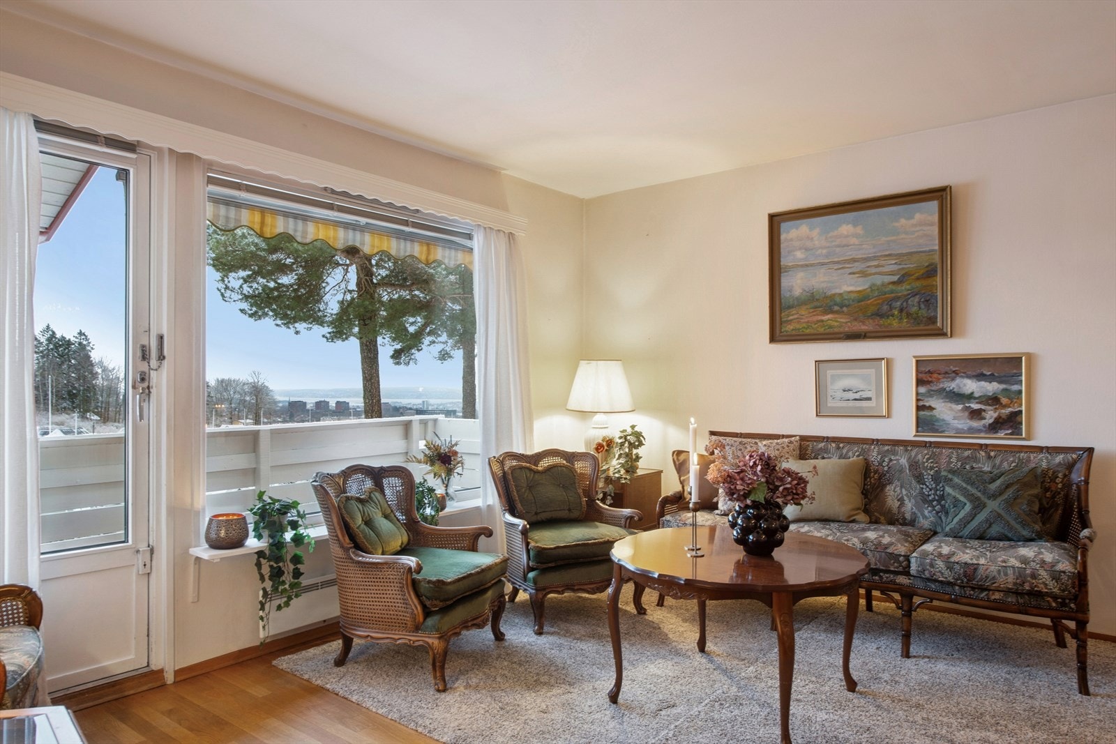 Rebecca Austad v/DnB Eiendom avd. Ullevål har gleden av og presentere John brandts vei 3E - en attraktiv 3-roms seniorleilighet. Galleribilde