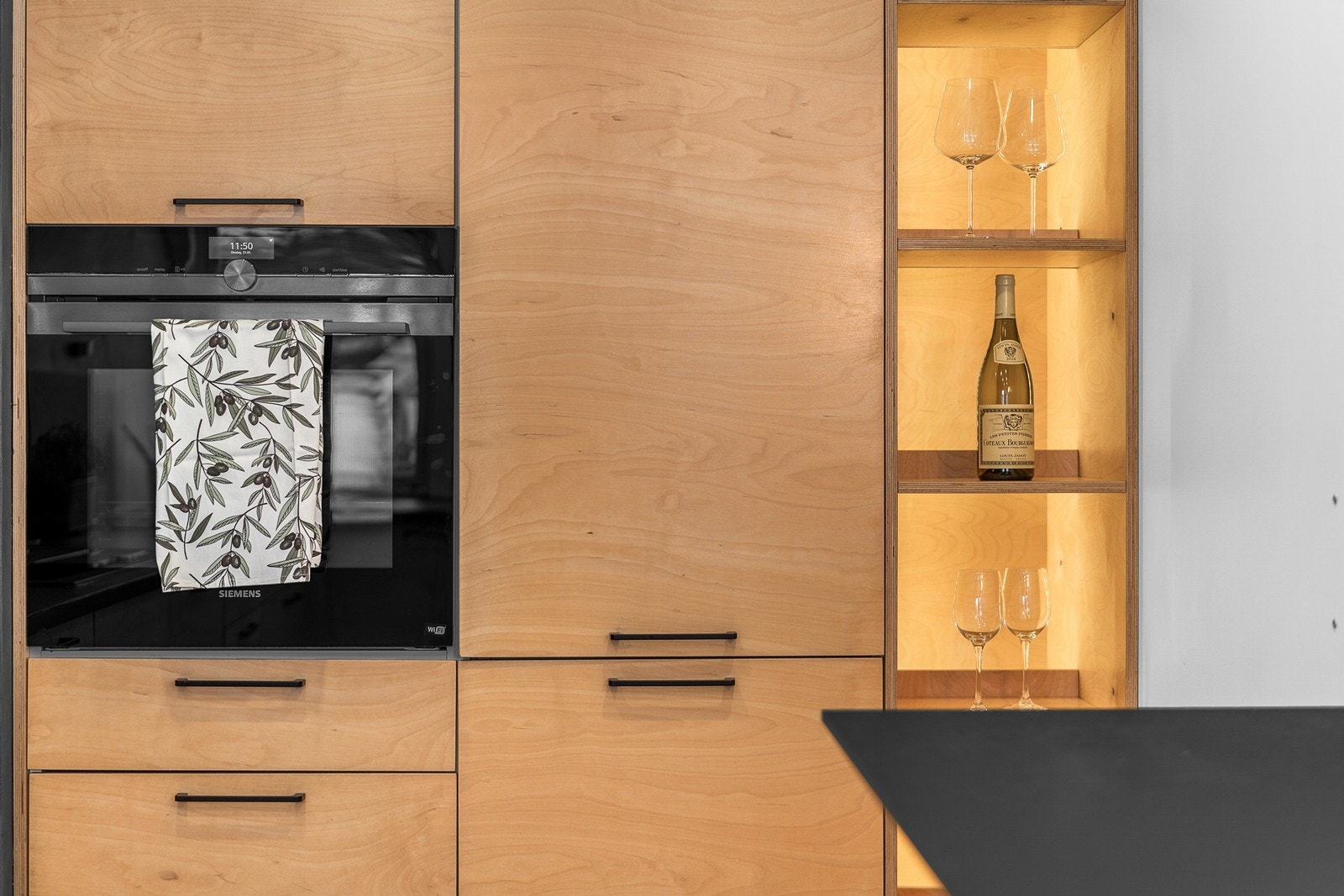 Integrerte hvitevarer på kjøkken medfølger Galleribilde