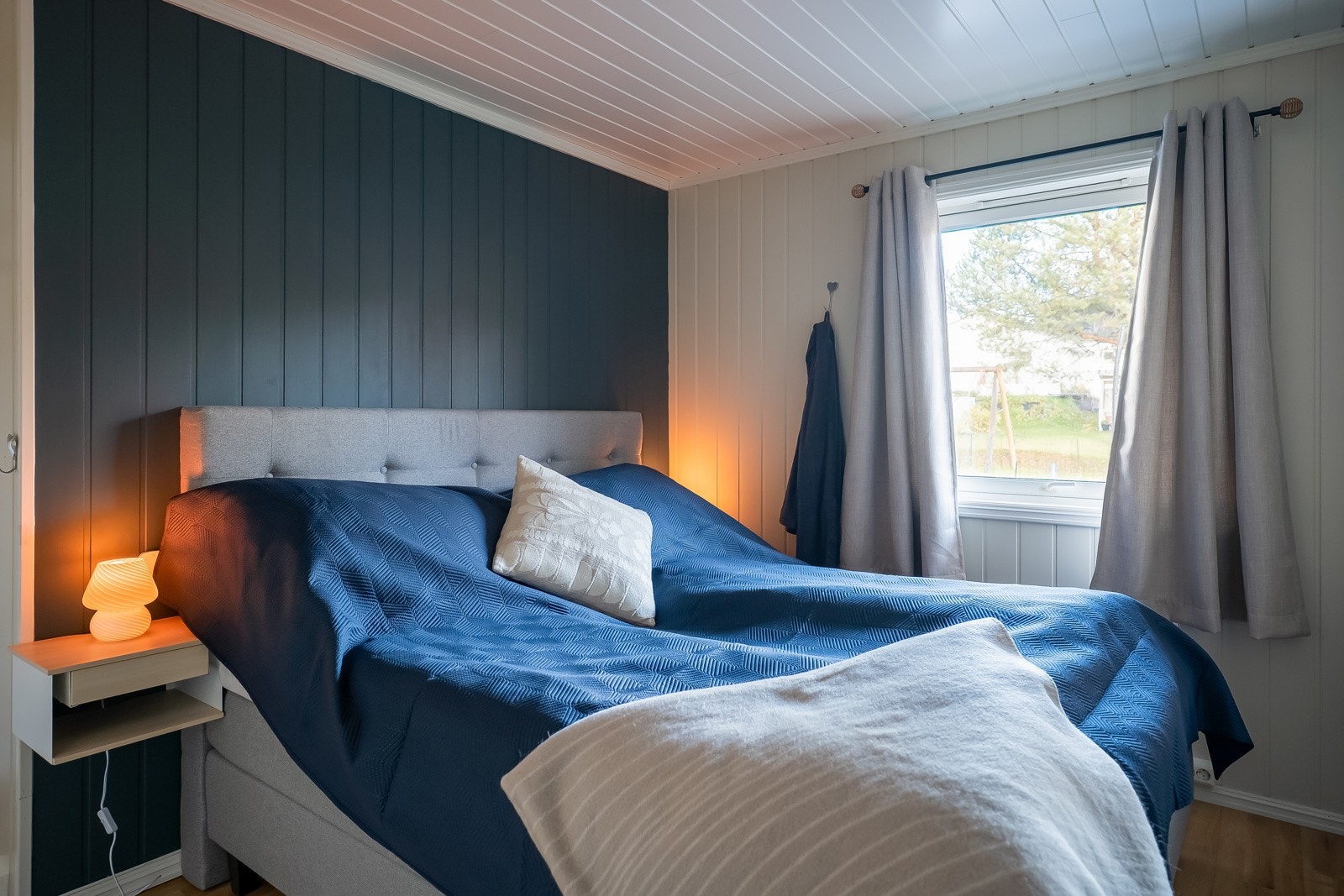 Soverommet er på 11,5 kvm. og har praktisk tilknytning til badet. Galleribilde