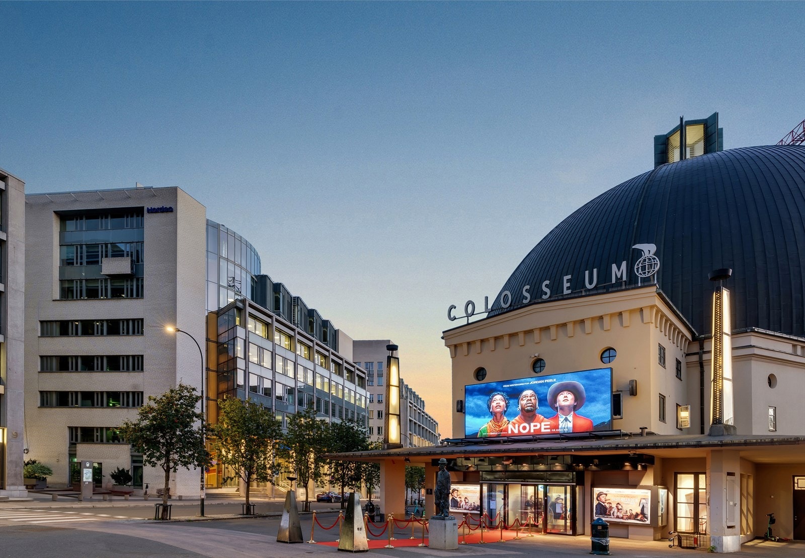 Majorstuen byr også på ulike tilbud og aktiviteter som Colosseum Kino, Colosseum skatepark, flere lekeplasser, Friggfeltet med fotballbaner samt tennis- og idrettsanlegg ved Frognerparken Galleribilde