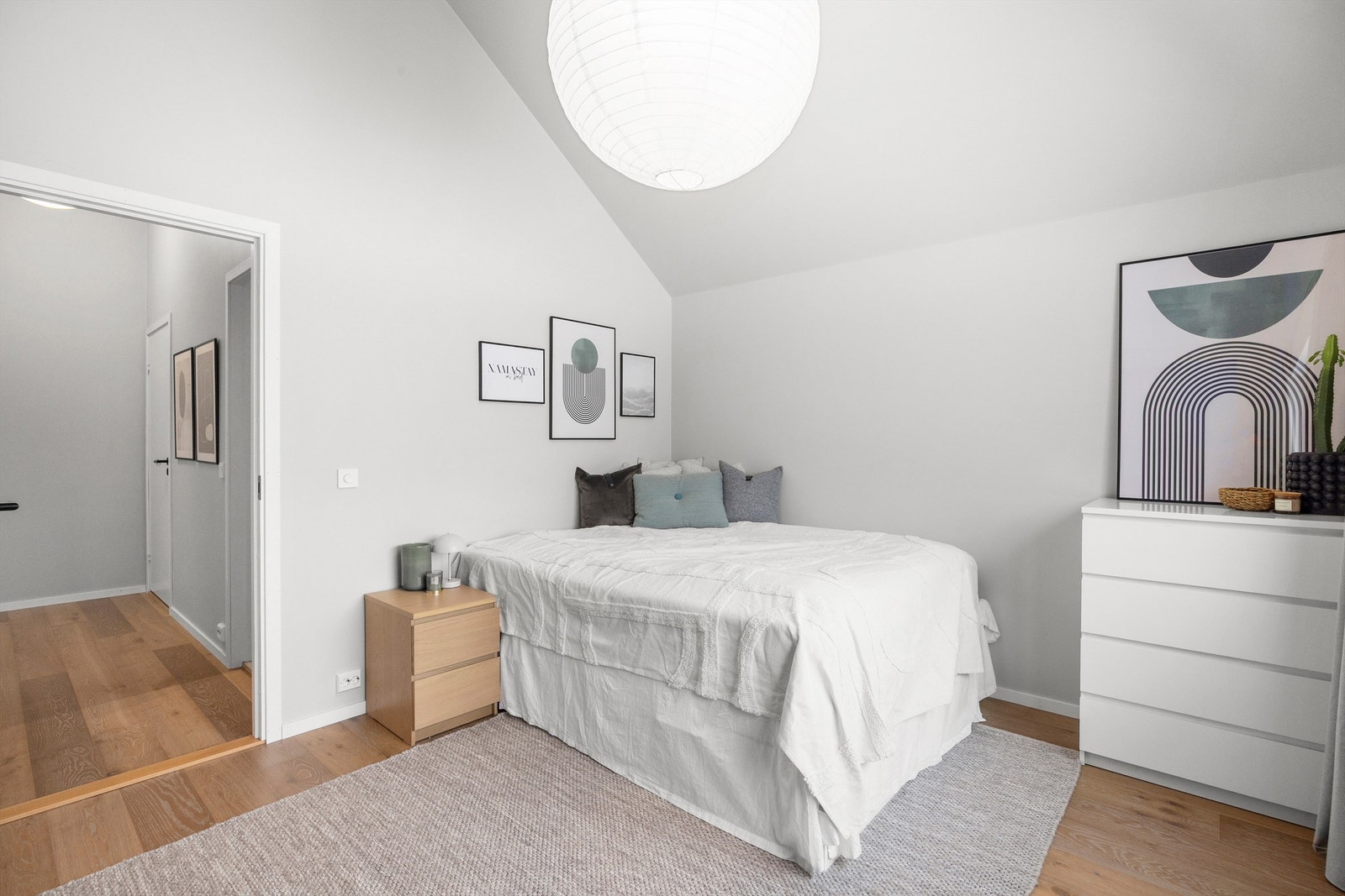 God takhøyde på alle fire soverom. Galleribilde