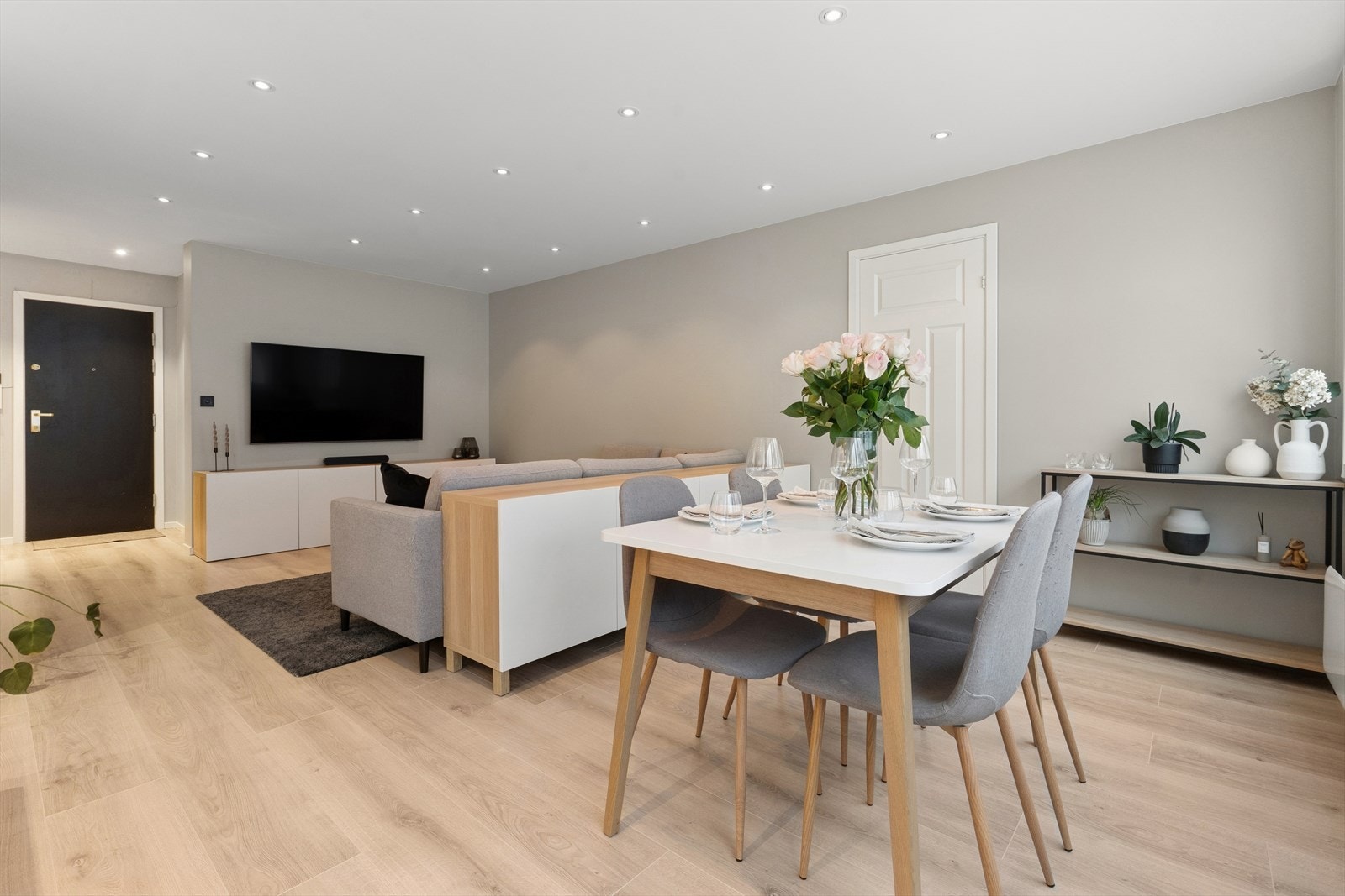 En rålekker leilighet med en god planløsning. Galleribilde