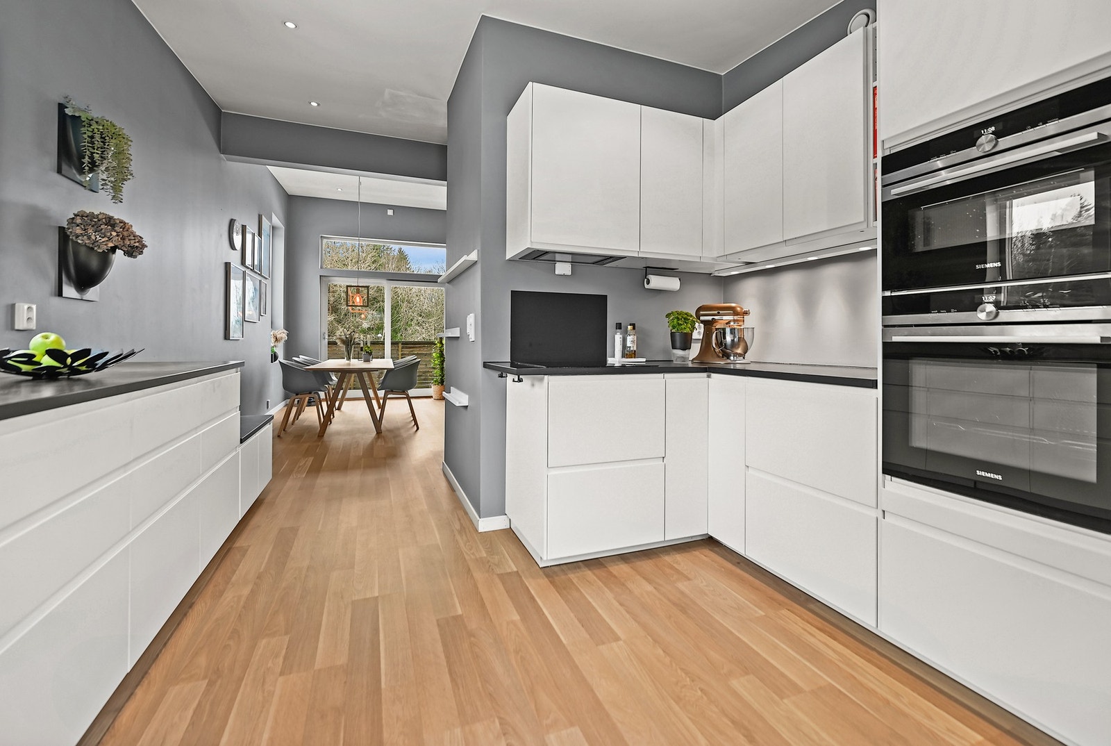 De integrerte hvitevarene medfølger Galleribilde