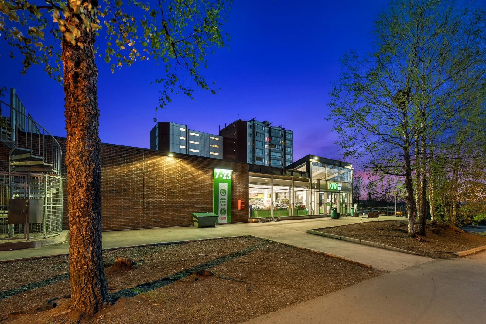 Det ligger en Kiwibutikk i gangavstand fra leiligheten. Galleribilde