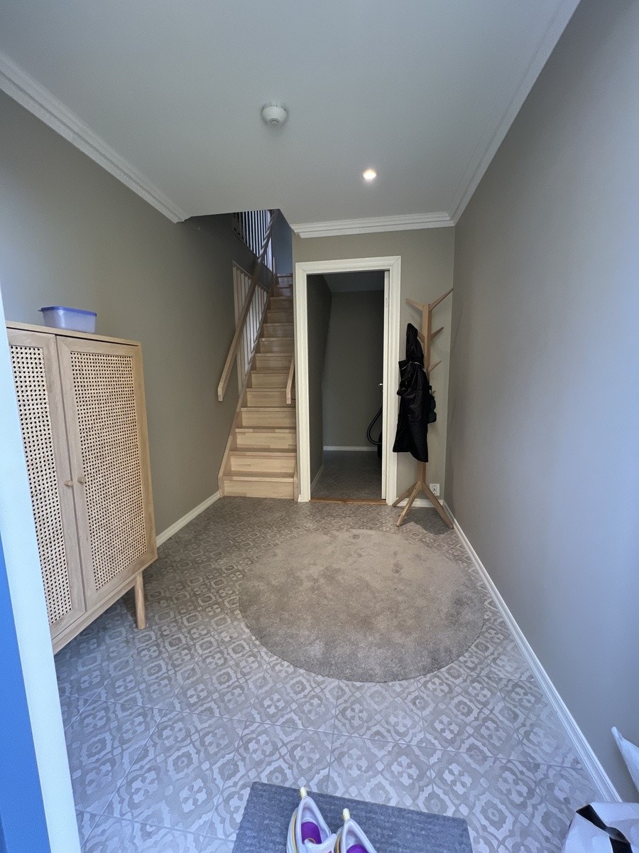 Entré og bod Galleribilde